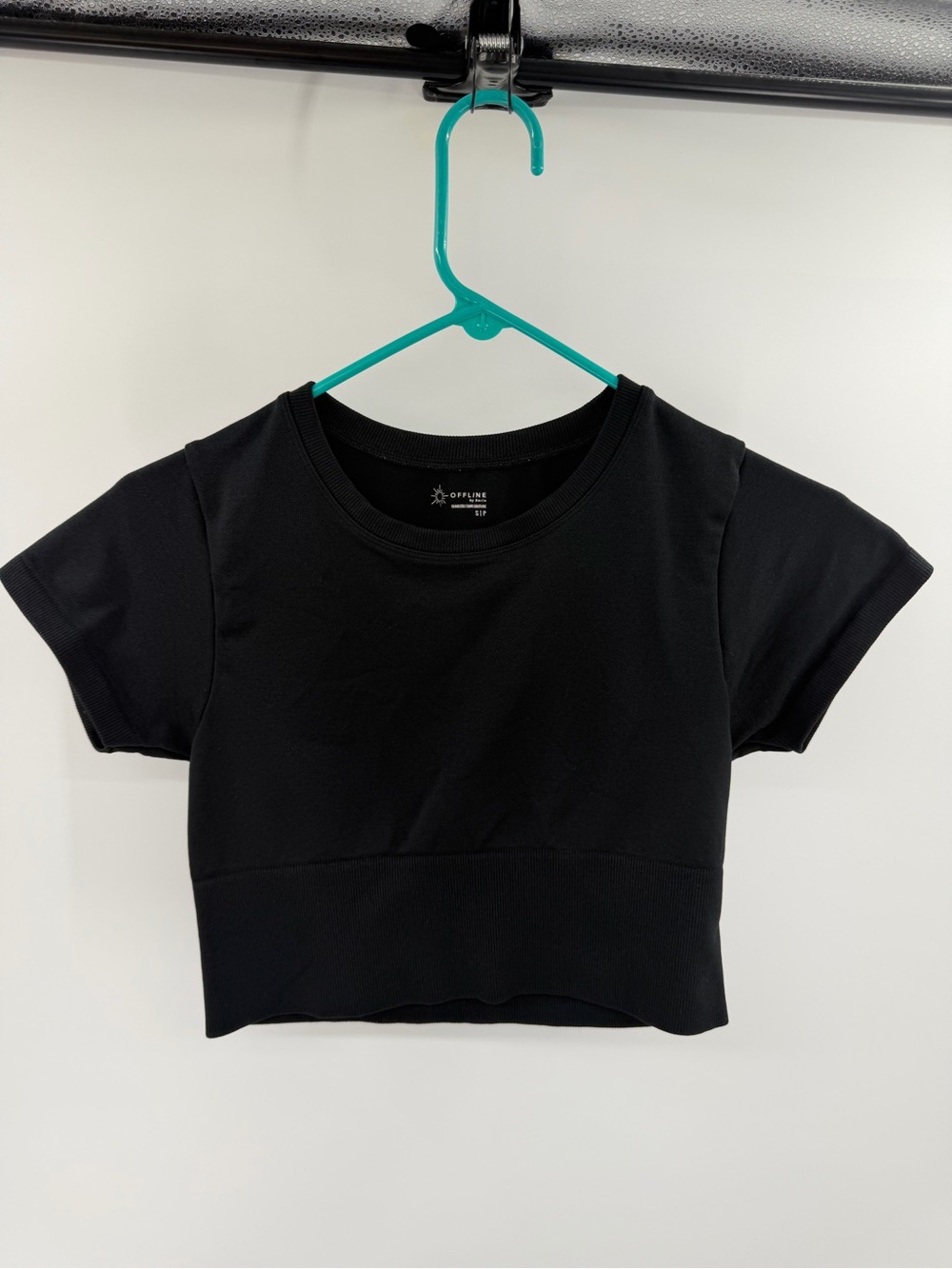 Aerie Offline Seamless Short Sleeve Crop Top Size Small Black